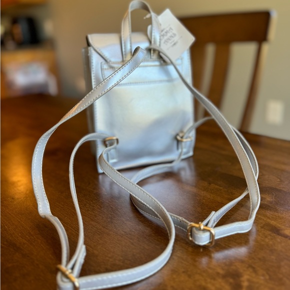 Shiny Backpack Mini - Picture 2 of 8